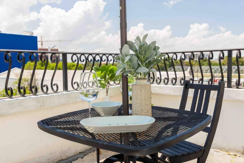 Downtown 1-Br With Balcony - 5 Minutes To Wynwood Διαμέρισμα Μαϊάμι Εξωτερικό φωτογραφία