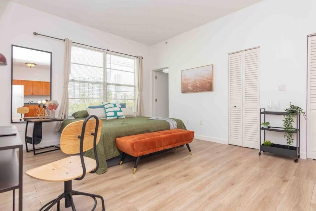 Downtown 1-Br With Balcony - 5 Minutes To Wynwood Διαμέρισμα Μαϊάμι Εξωτερικό φωτογραφία